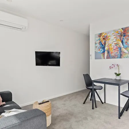 The Essence - Fresh, Light & On The Tram Line! Apartment Melbourne Exterior photo