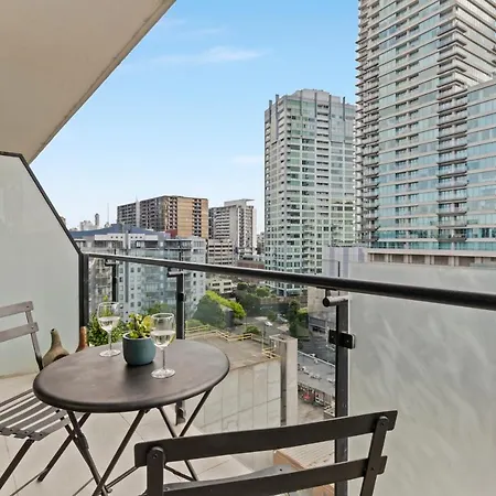 The Essence - Fresh, Light & On The Tram Line! Apartment Melbourne Exterior photo