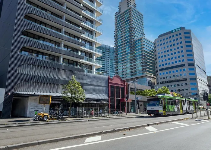 The Essence - Fresh, Light & On The Tram Line!